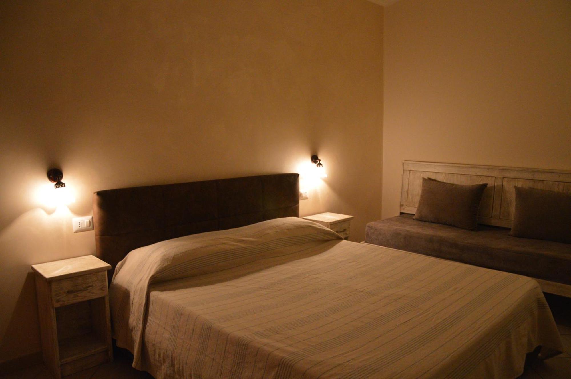 B&B E Casa Vacanza Al Castello Roccella Ionica Extérieur photo