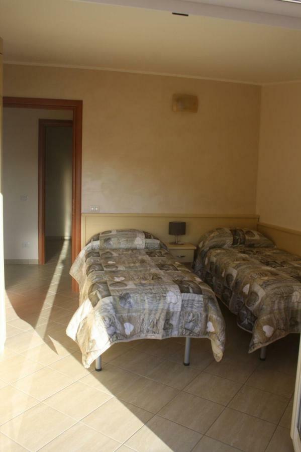 B&B E Casa Vacanza Al Castello Roccella Ionica Extérieur photo